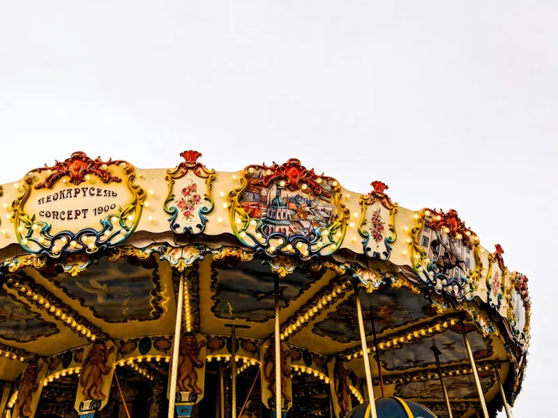 Gilded Ghosts: How Britain's Fairground Scribes Are Painting Tomorrow's Folk Memory